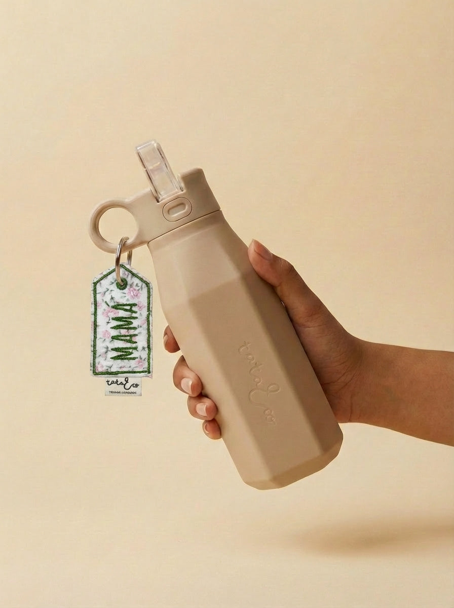 Botella de agua con llavero personalizado