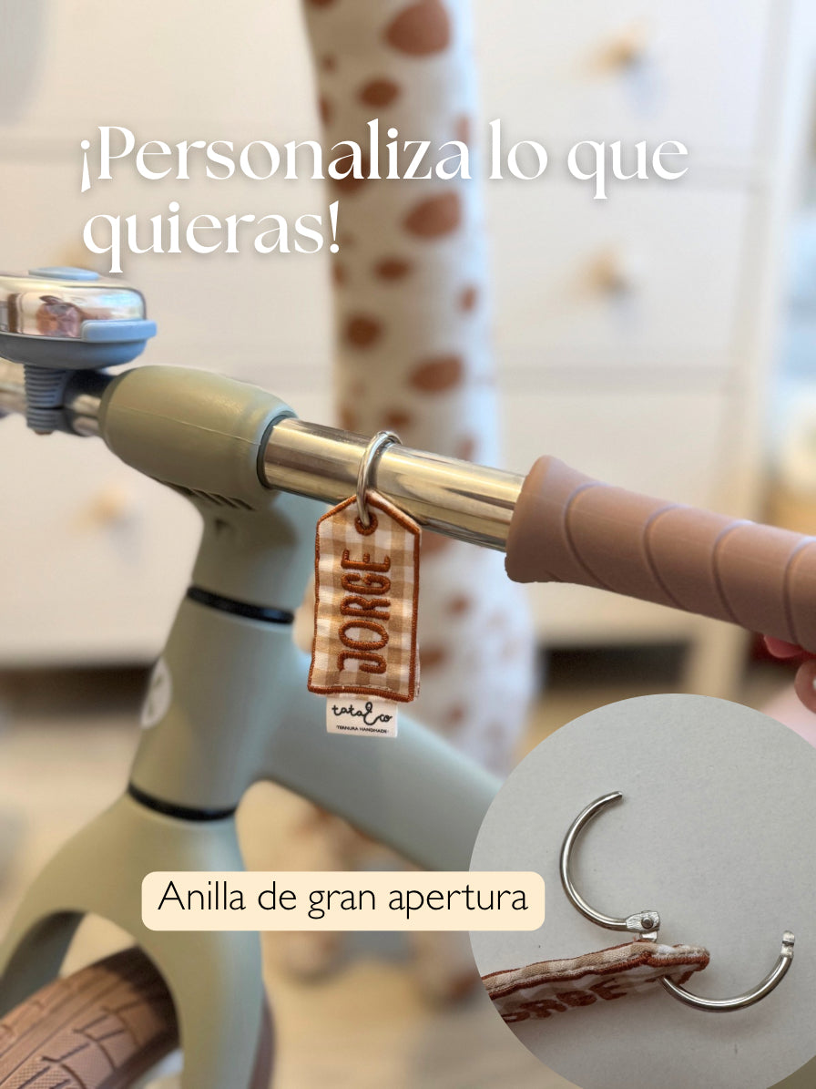 Llavero bordado personalizado