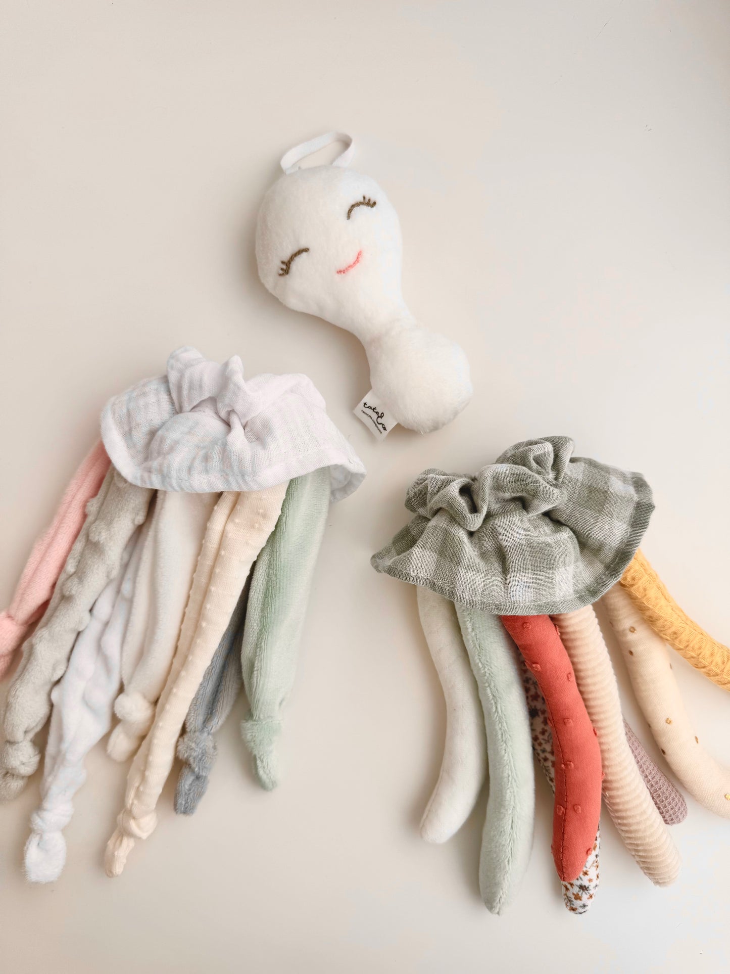 Nonito la pieuvre DouDou + Pack sensoriel