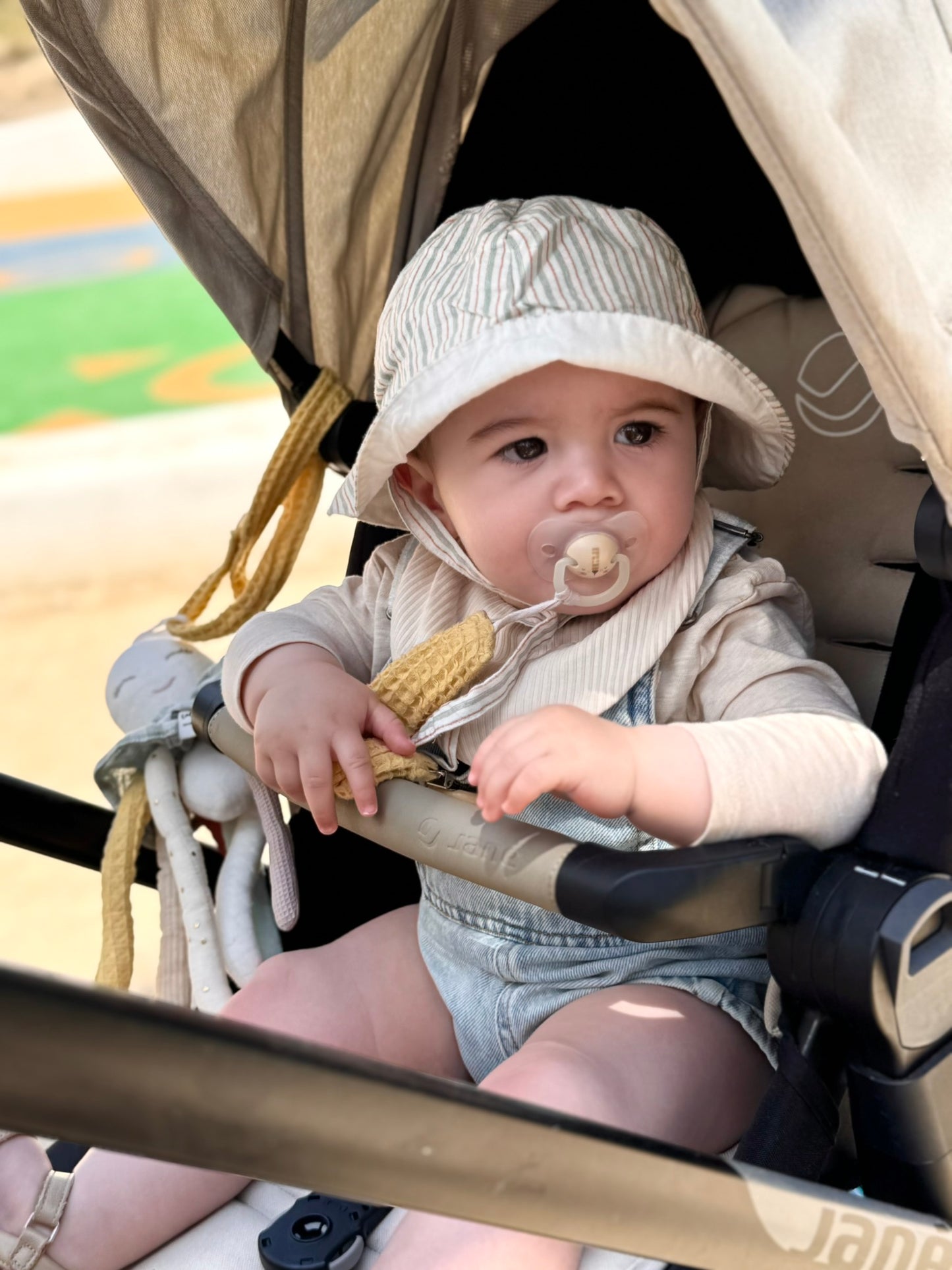 Cinta cuelga juguetes