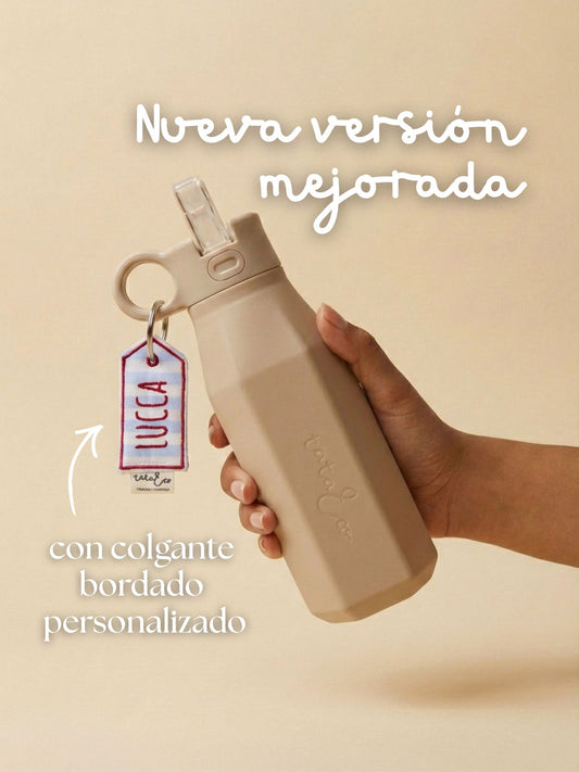 Botella de agua con llavero personalizado